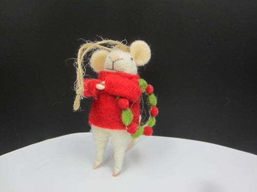 Christmas mouse holding a festive wreath